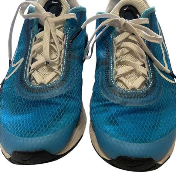 Nike Air Max 2090 Boys Size 4 Youth Sneakers - Picture 2 of 11